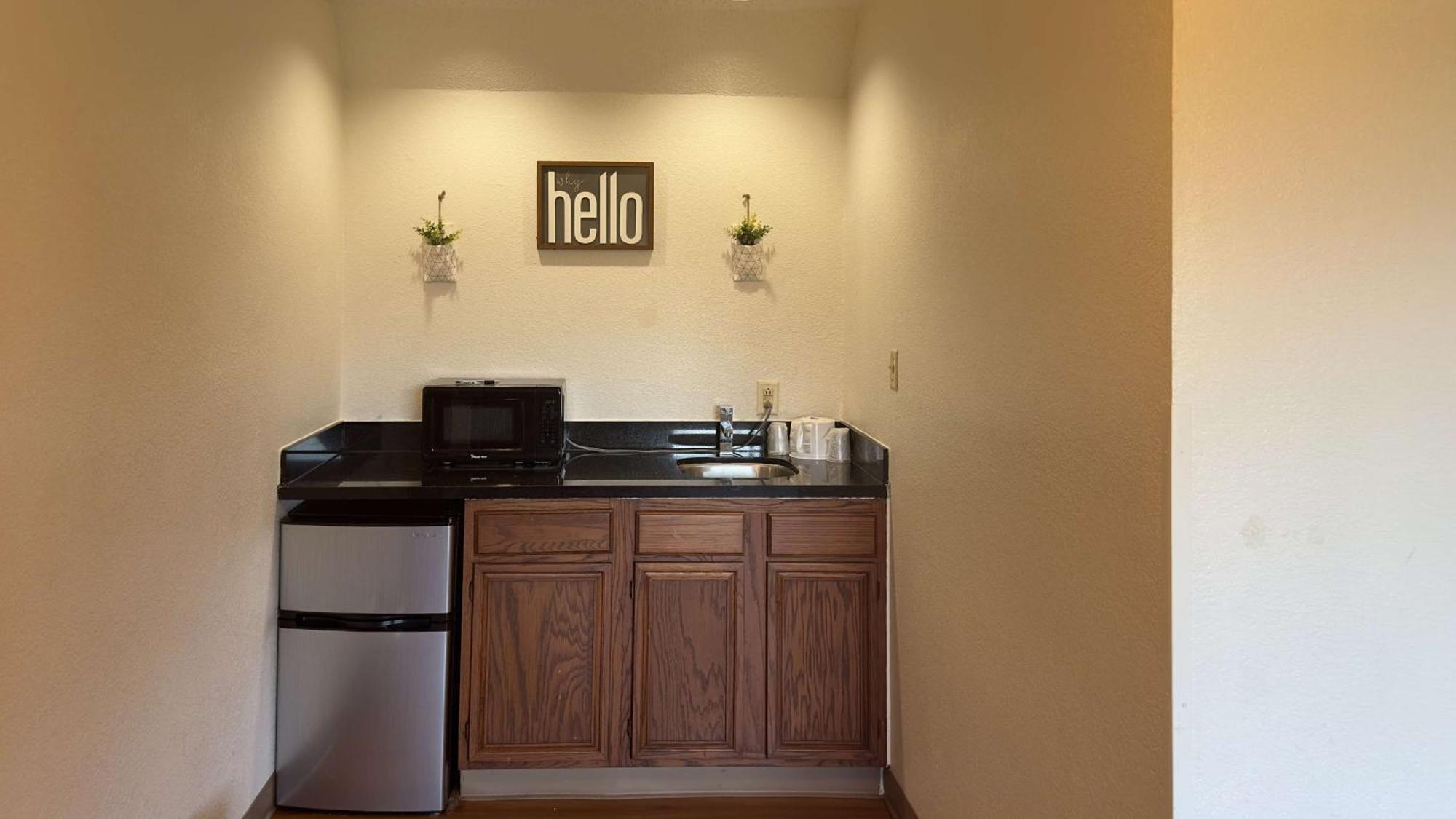 Motel 6-Waterloo, Ia Екстер'єр фото