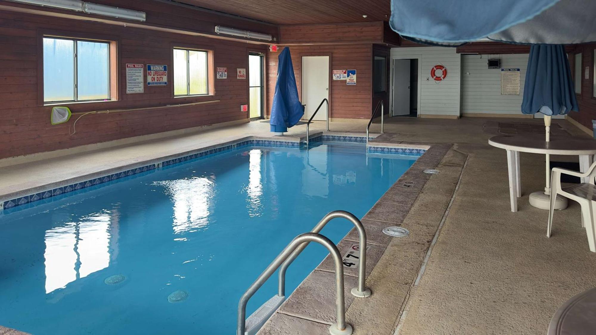 Motel 6-Waterloo, Ia Екстер'єр фото